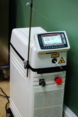 аппарат для лазерного дриллинга при лечении аденомиоза
